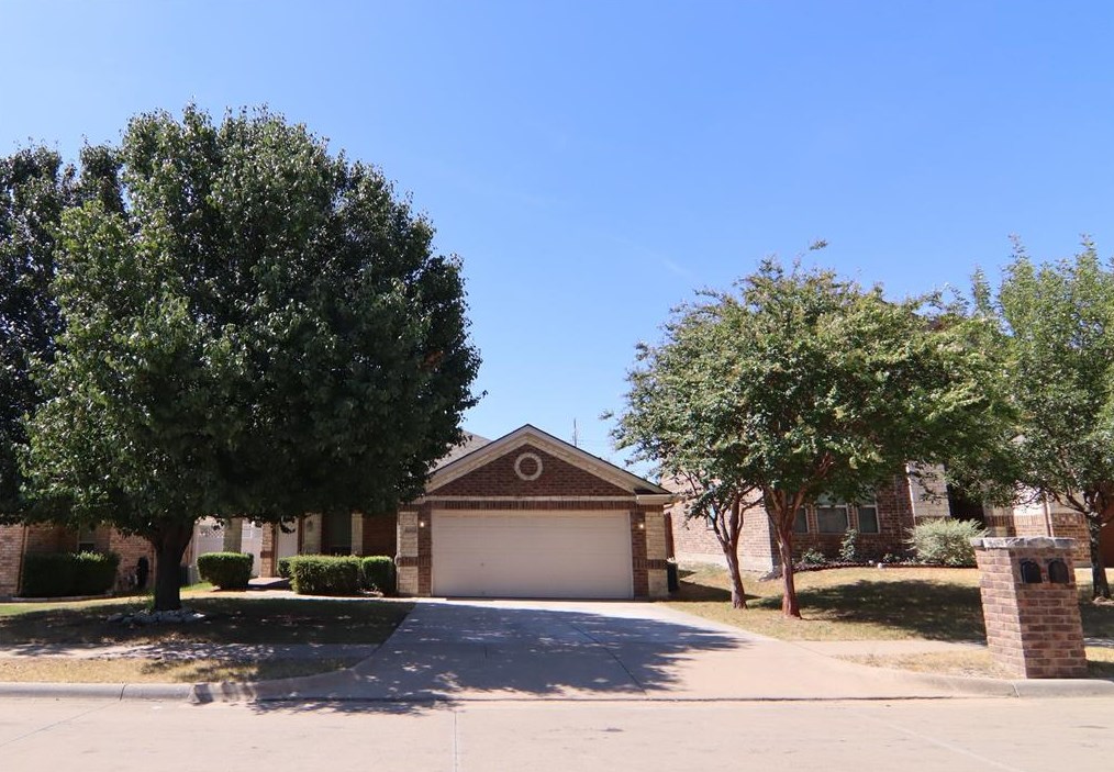 6505 Sierra Madre Dr, Fort Worth, TX 76179