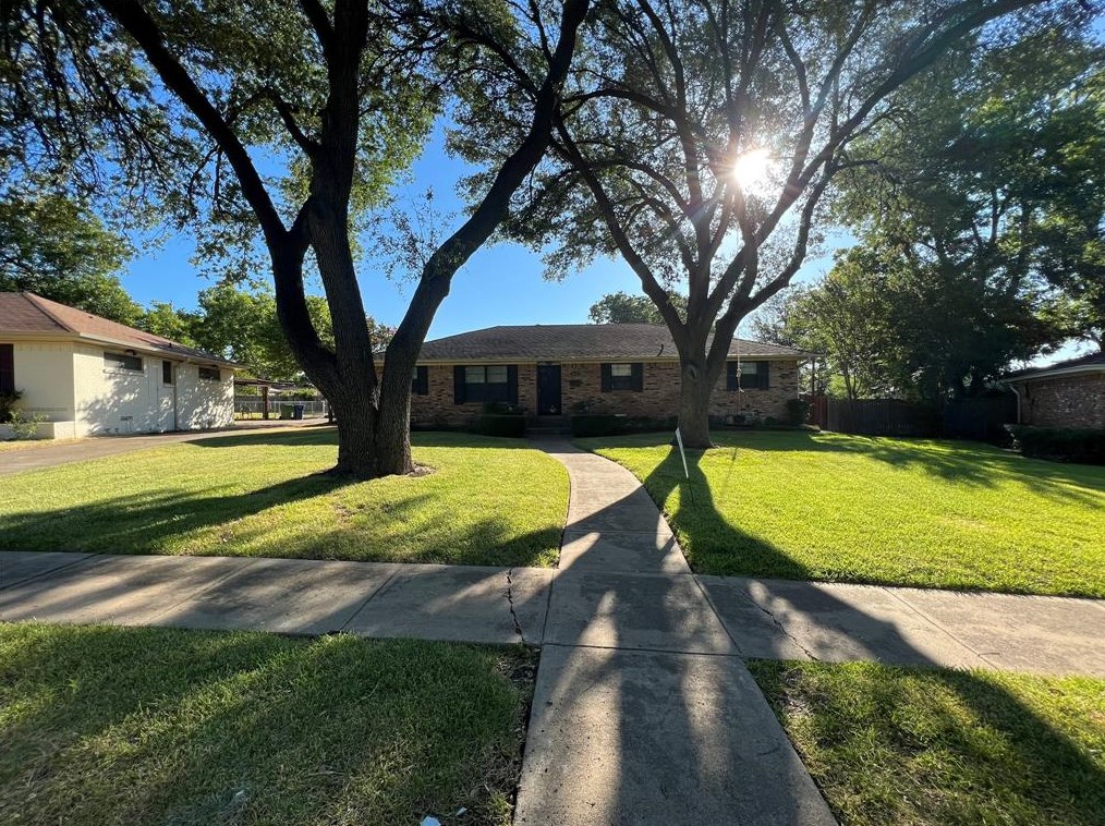 3622 Douglas Dr, Garland, TX 75041
