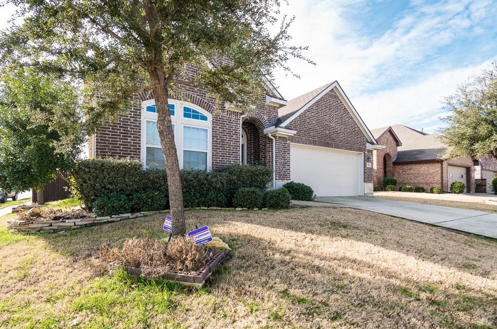 1520 Cockatiel Dr, Oak Point, TX 75068