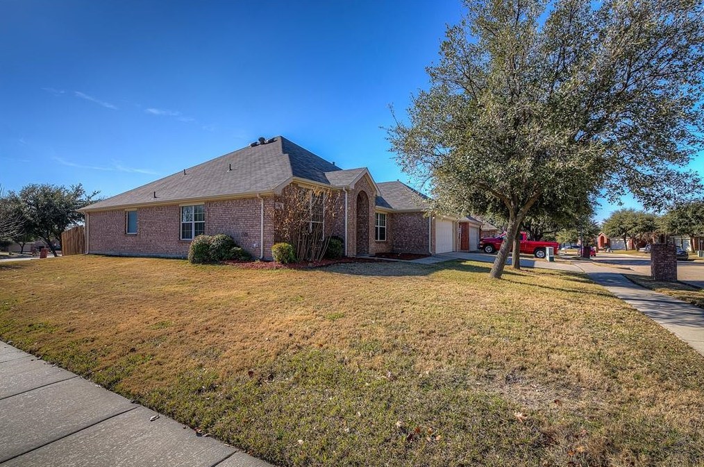 5090 Postwood Dr, Keller, TX 76244