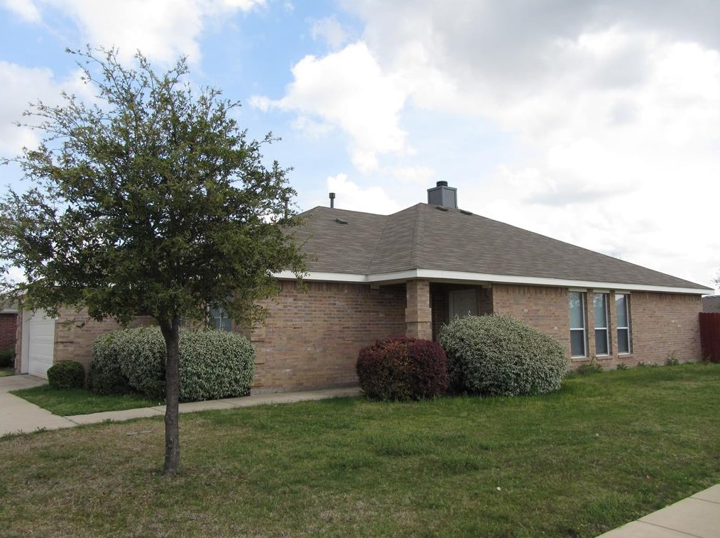 9833 Nixon Dr, McKinney, TX 75070