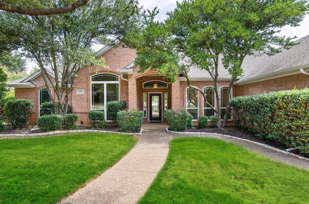 505 Southbend Trl, Grapevine, TX 76092