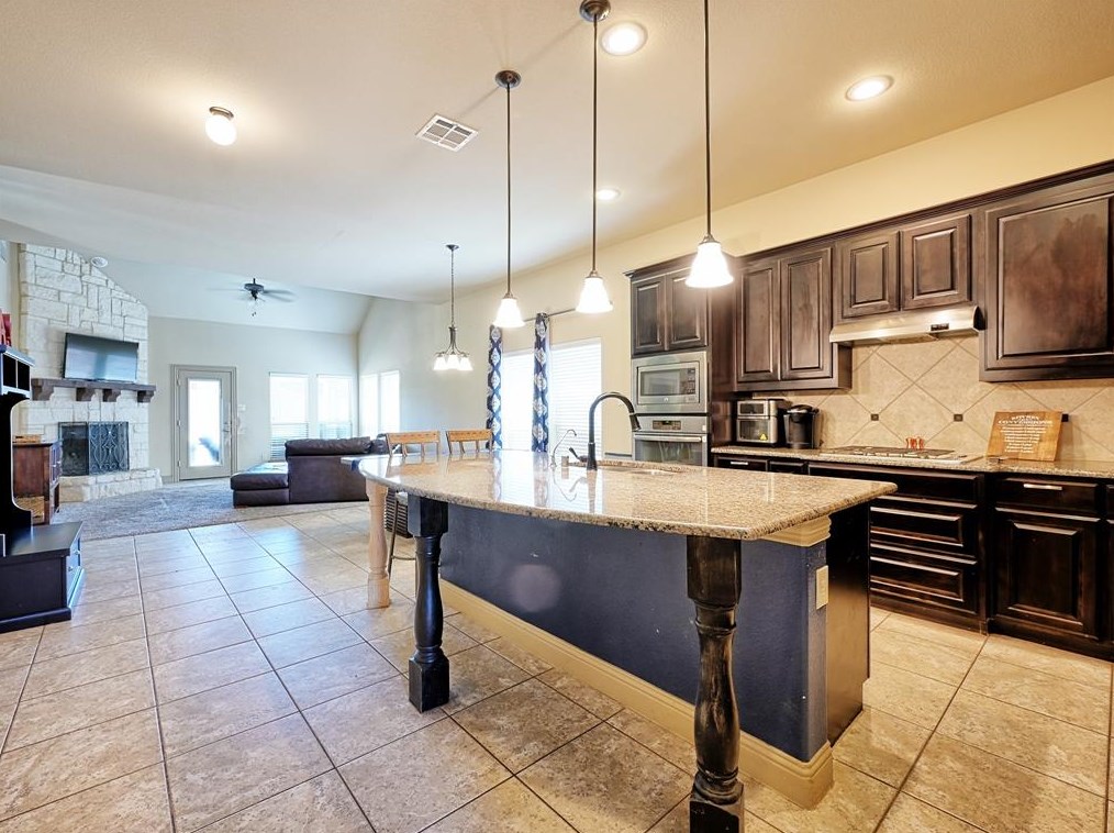139 Charleston Ln, Royse City, TX 75189-4999
