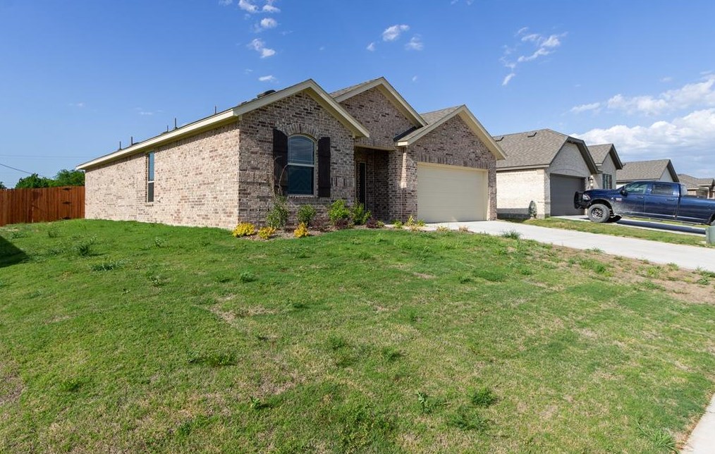 405 Stoneridge Dr, Vaughan, TX 76645