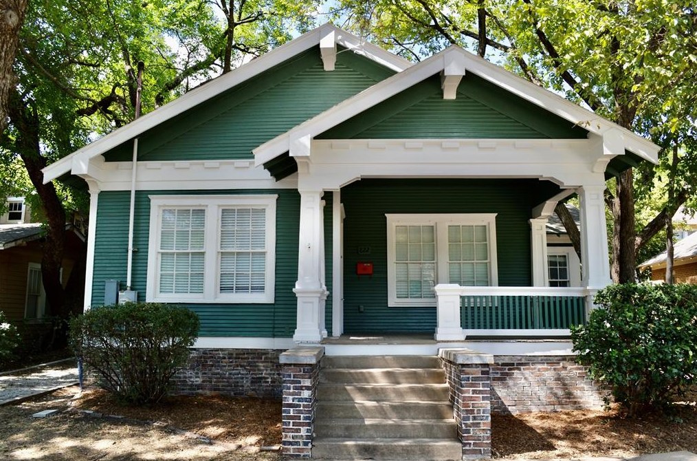 822 W Hickory St, Denton, TX 76205