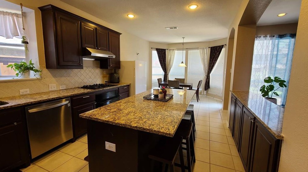 5528 Glenview Ln, Frisco, TX 75056