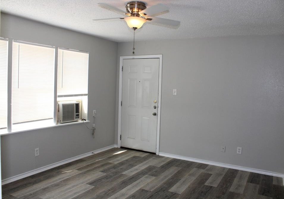 4520 Columbia Ave, Dallas, TX 75226