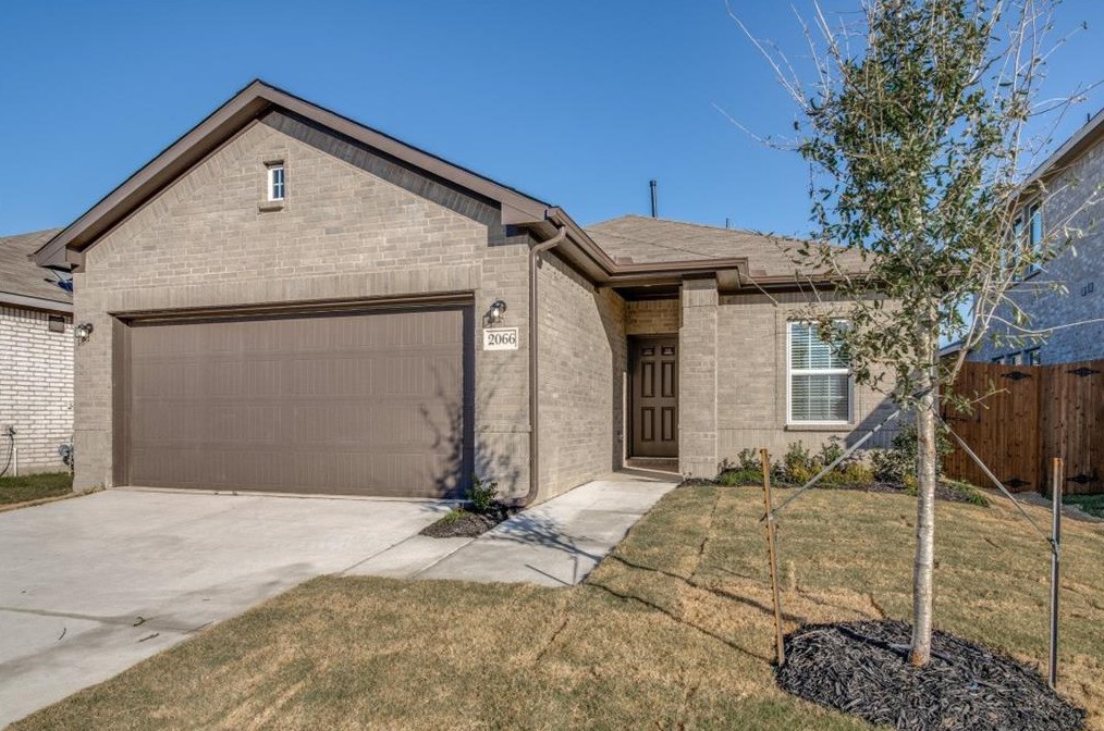 2066 Hartley Dr, Forney, TX 75126