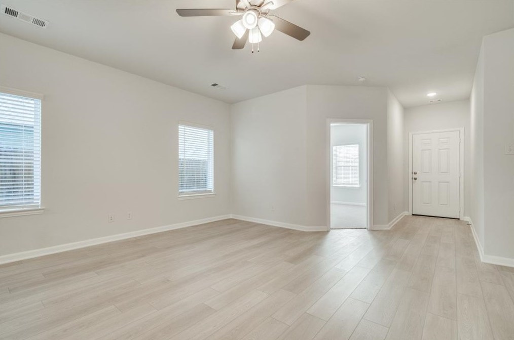 2066 Hartley Dr, Forney TX  75126-5171 exterior