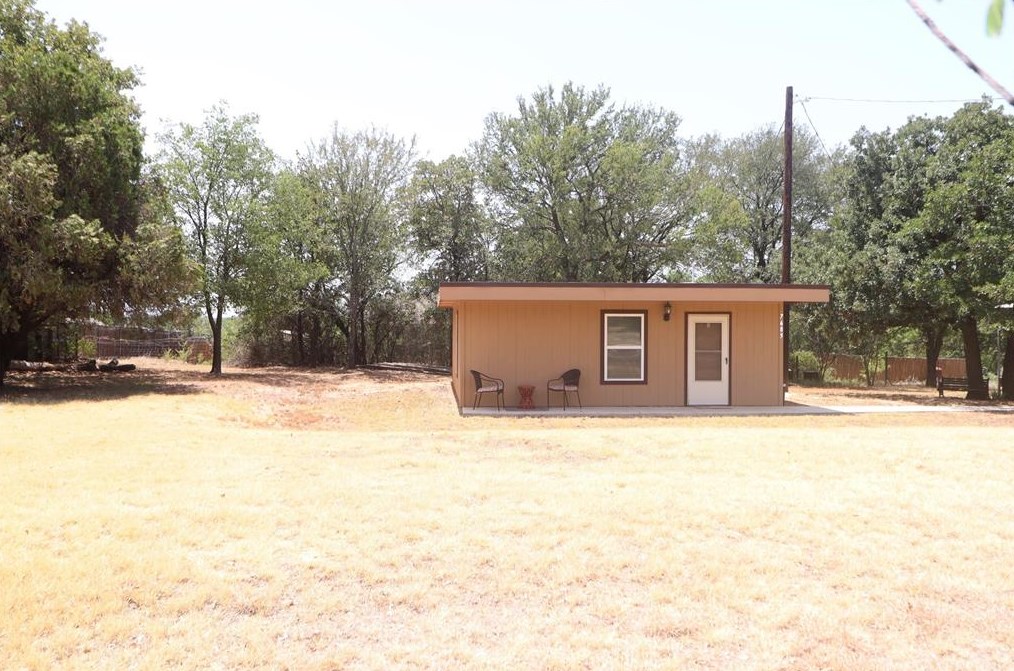 7685 Peden Rd, Azle, TX 76020