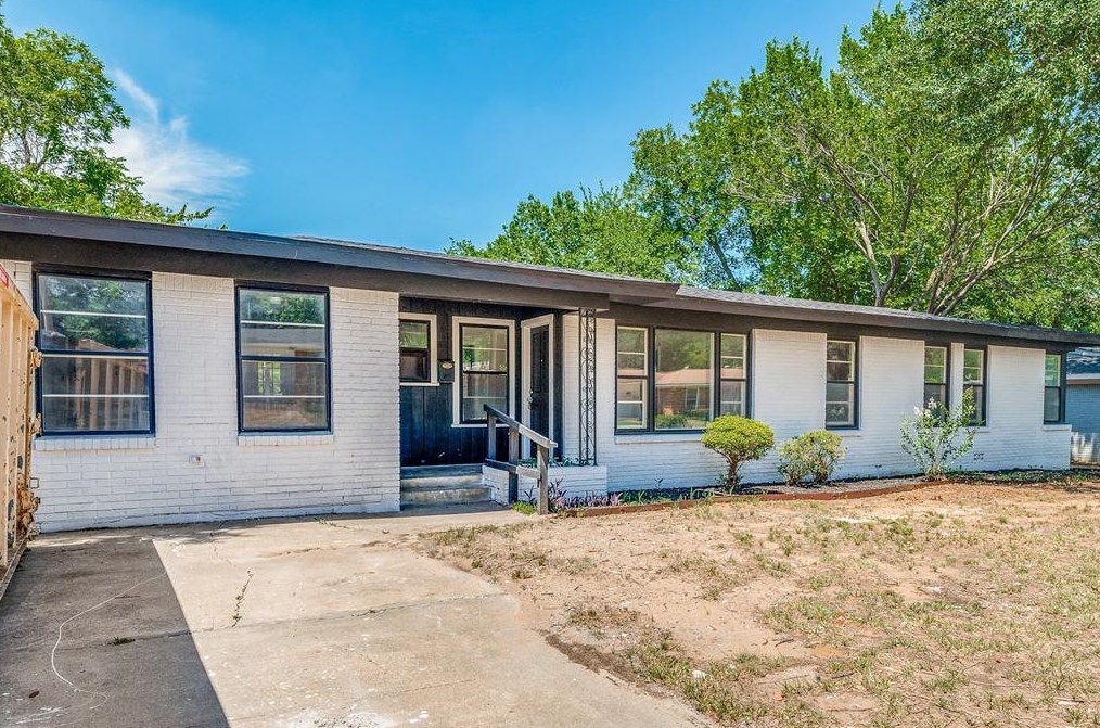 6717 Hightower St, Fort Worth, TX 76112
