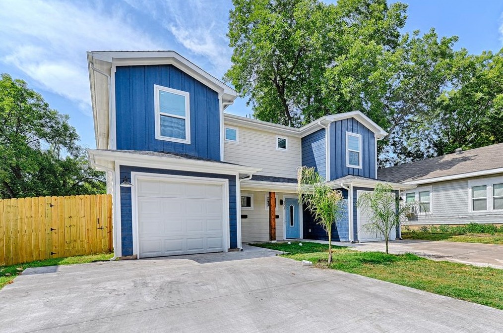 212 Cherry E, Sherman, TX 75090
