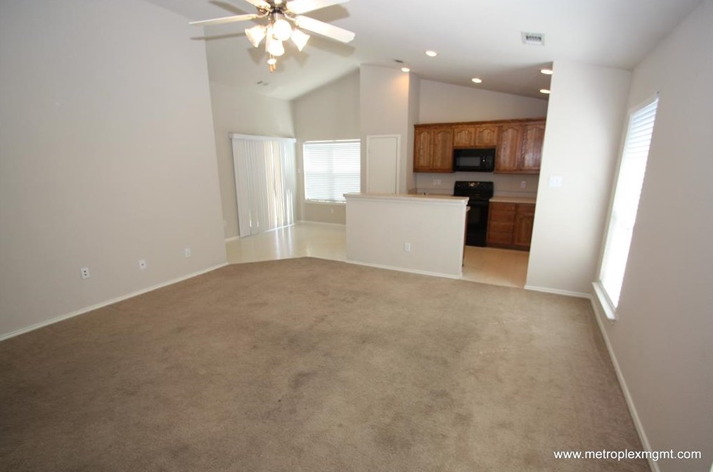 6408 Claire Dr, Fort Worth, TX 76131