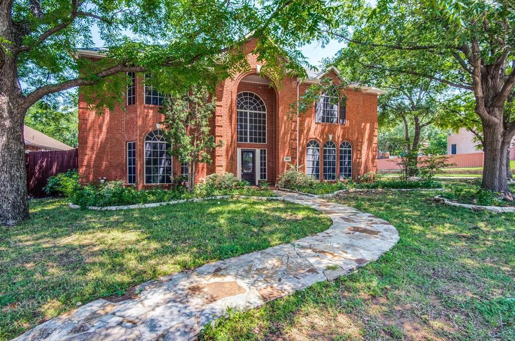 100 Thistle, Lewisville, TX 75077
