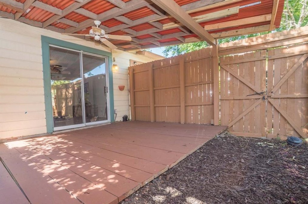 2817 David Dr, Rowlett TX 75088-4965 exterior