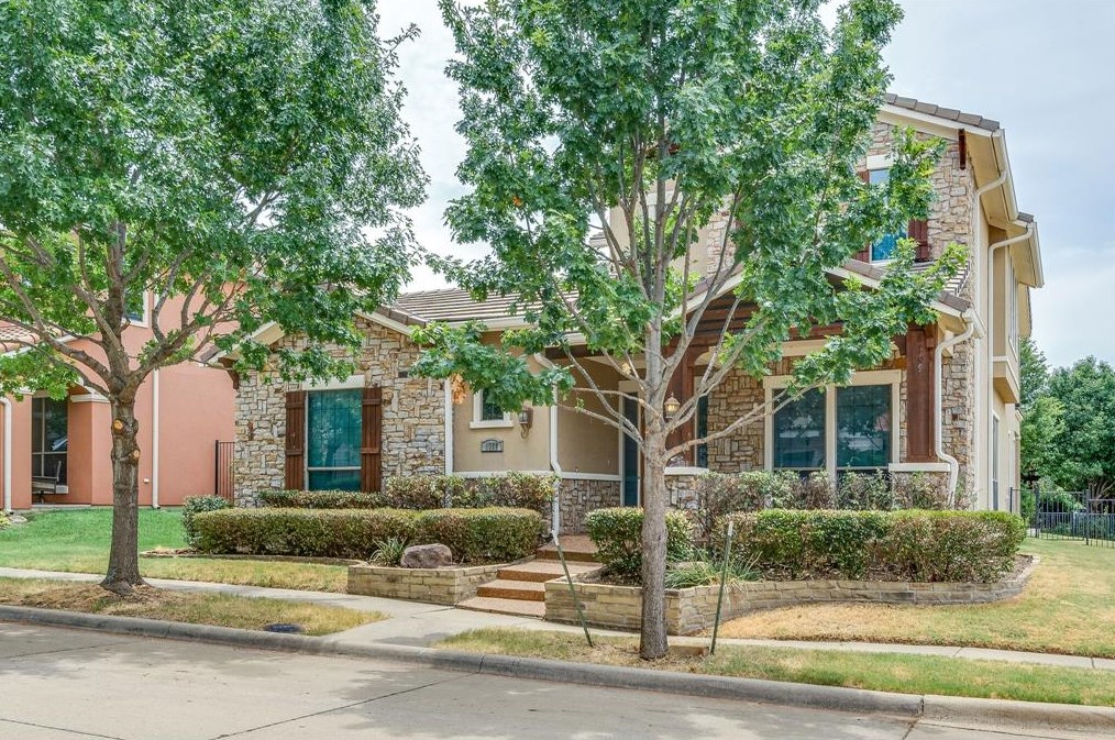 8309 Chickasaw Trl, Mckinney TX  75070-7031 exterior