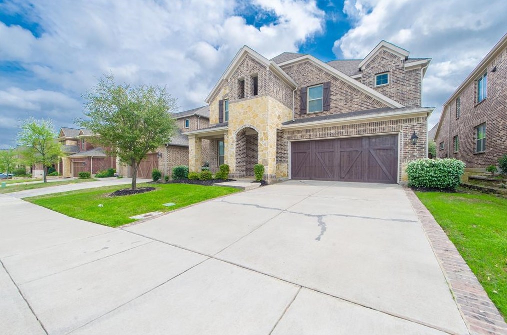 7246 Beranger Dr, Irving, TX 75063