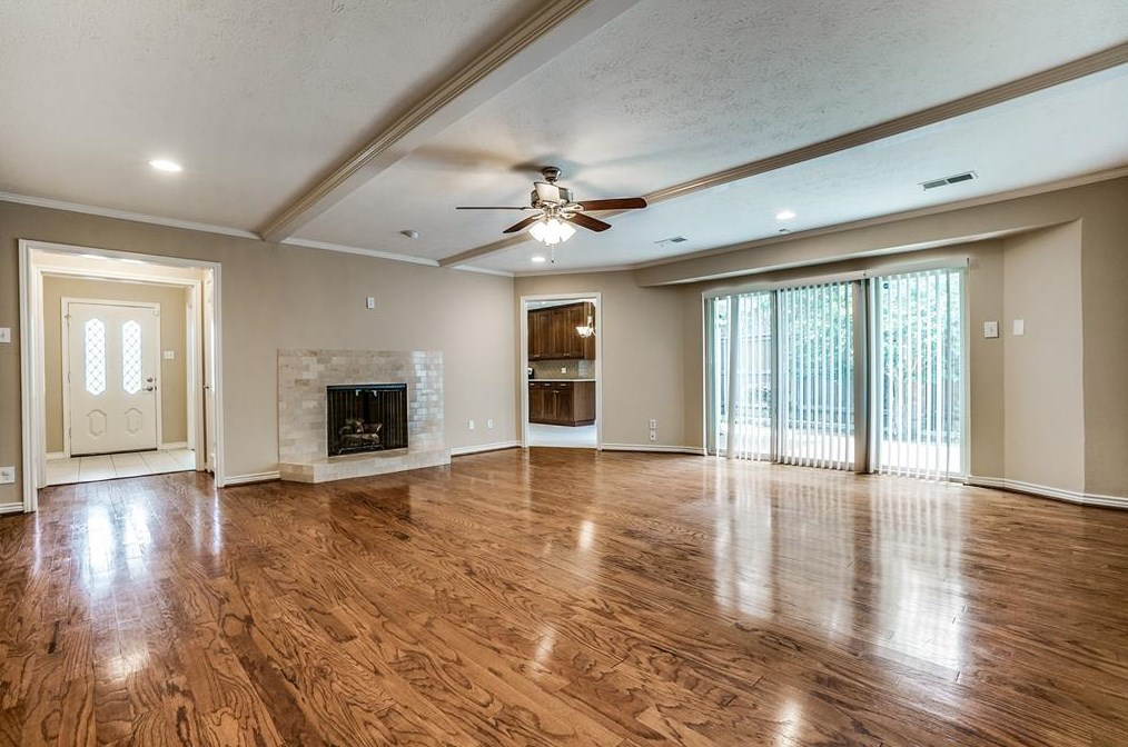 10509 Ravenscroft Dr, Dallas TX  75230-4230 exterior