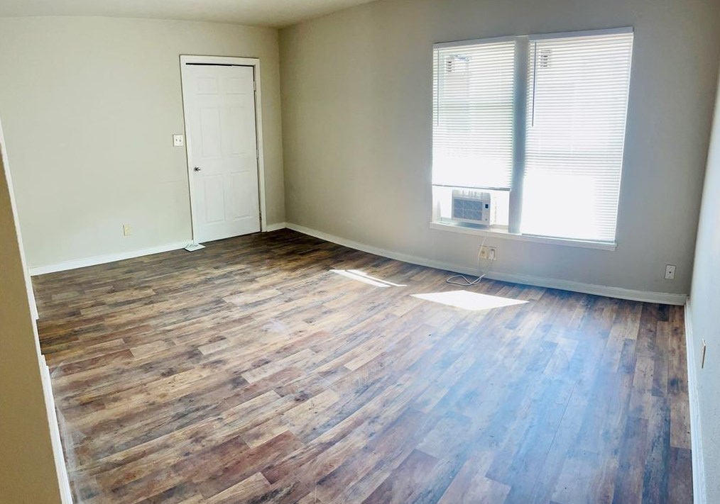 2110 French Ave, Fort Worth, TX 76106