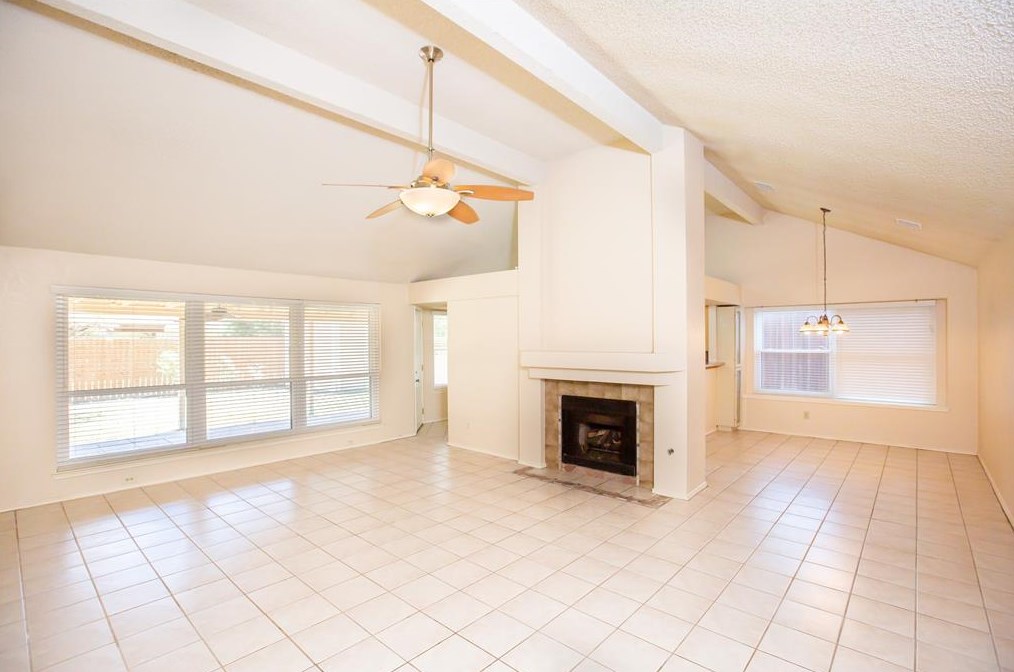 8006 Rainbow Dr, Rowlett TX  75089-2580 exterior