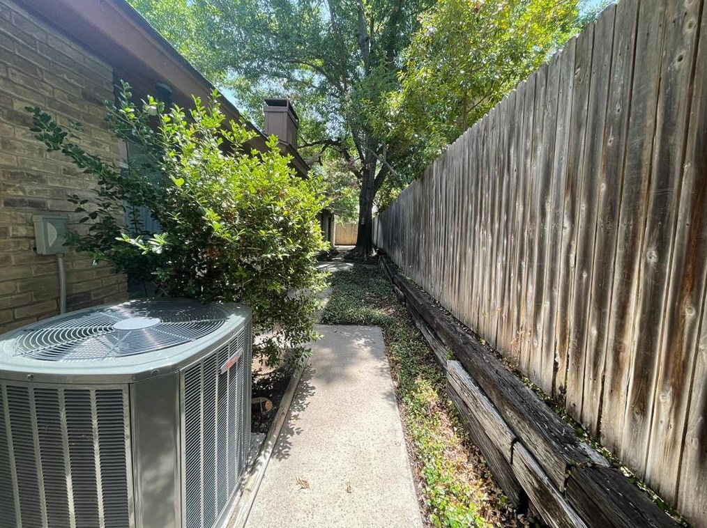 3423 Bristol, Fort Worth, TX 76107