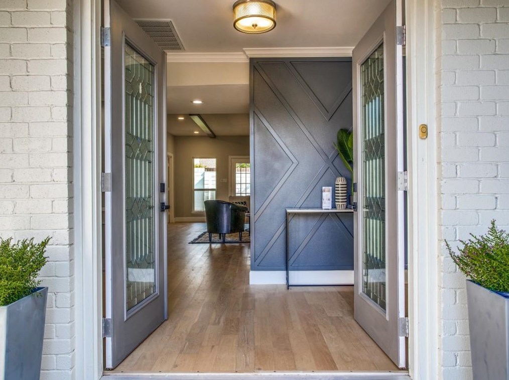 6638 Town Bluff Dr, Dallas, TX 75248-5410
