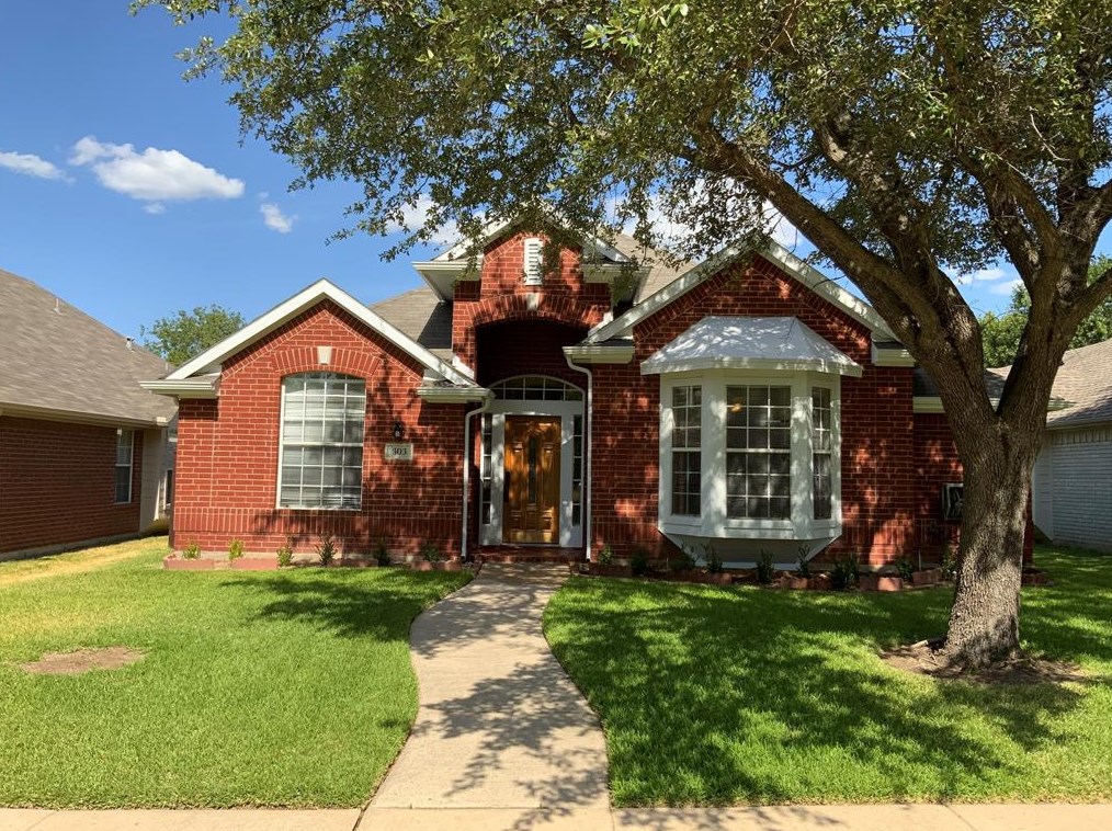 303 Parkhurst Ln, Allen, TX 75013