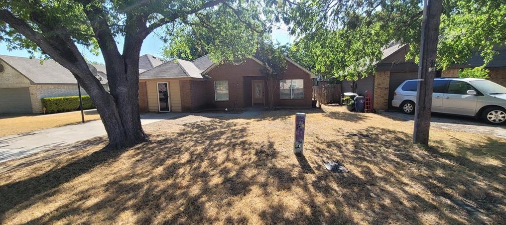 518 Leuty St, Justin, TX 76247