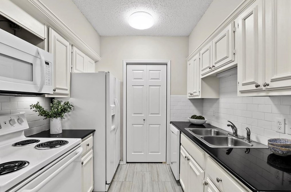 4501 Druid Ln #217, Dallas, TX 75205