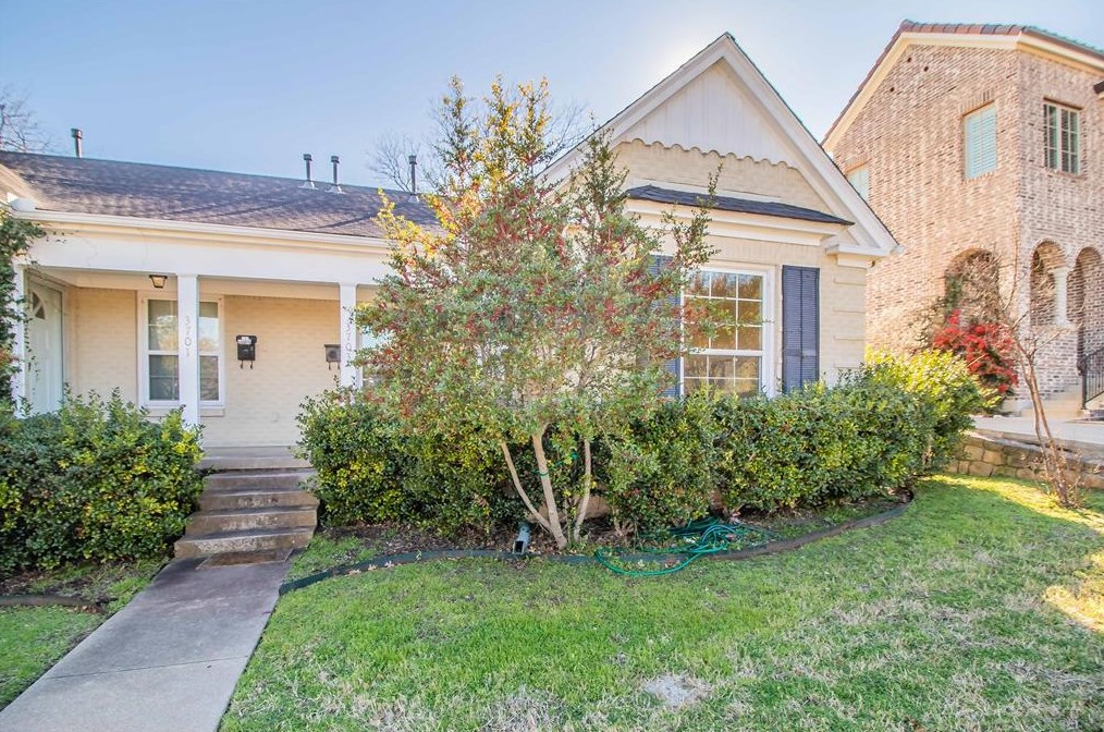 3703 W 4th St, Fort Worth, TX 76107