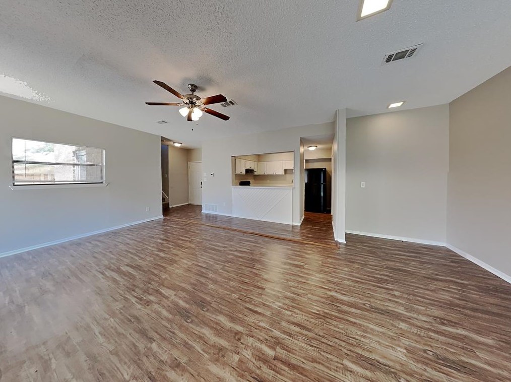 6137 Springleaf Cir, Fort Worth, TX 76133