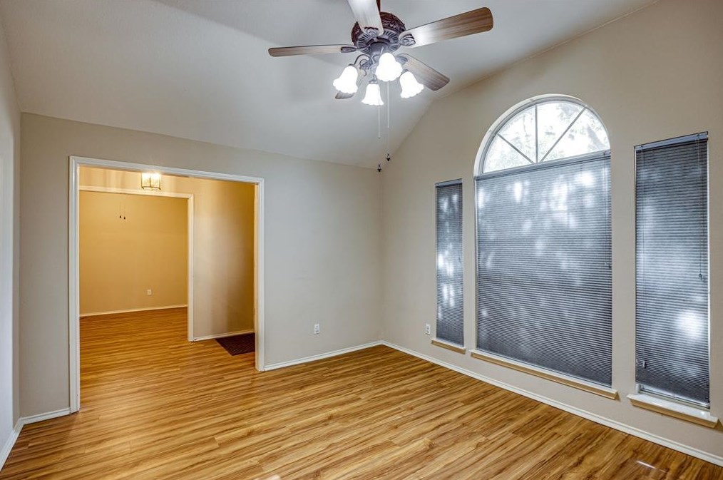 404 High Meadow Dr, Mckinney TX  75070-3632 exterior