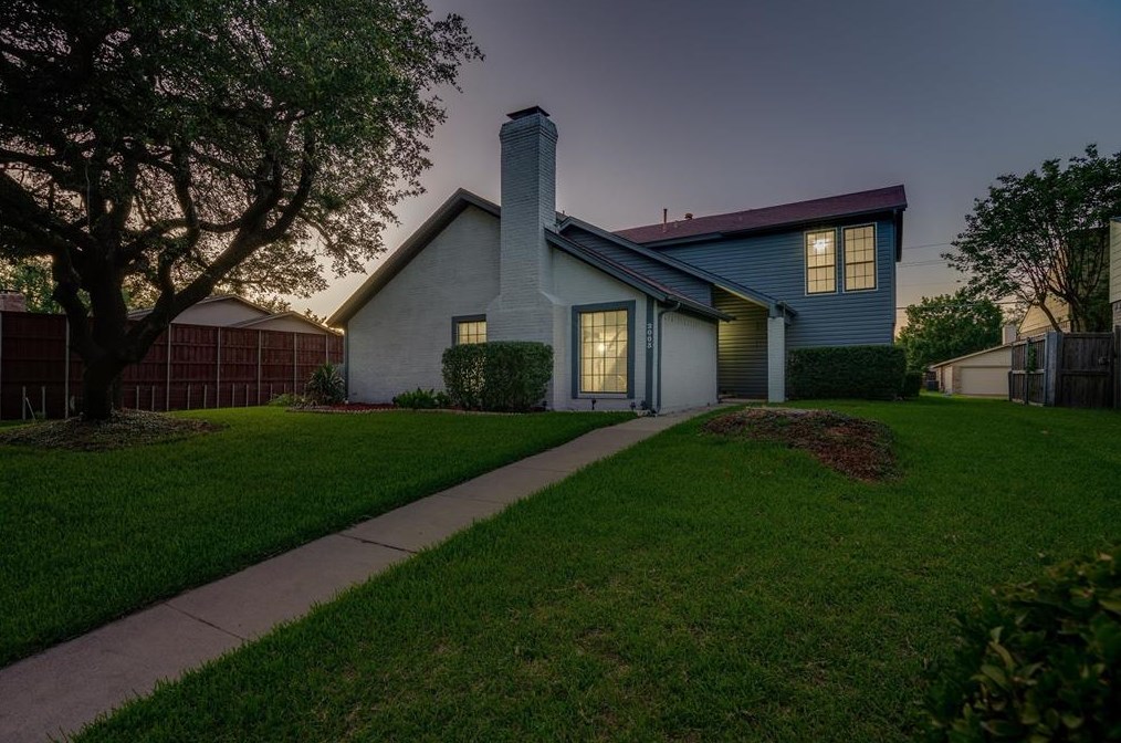 2003 E Collins Blvd, Richardson, TX 75081