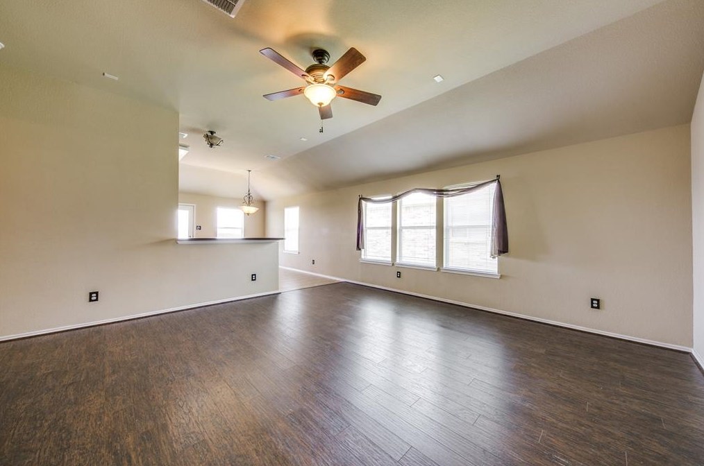 2133 Cedar Park Dr, Forney, TX 75126