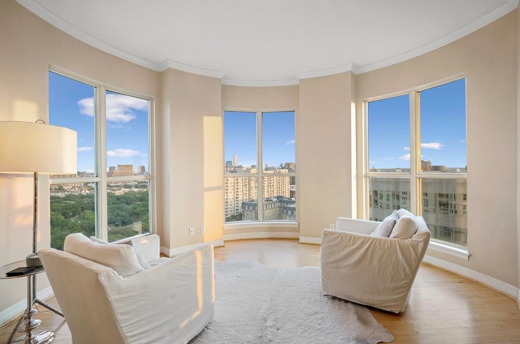 3401 Lee Pkwy Apt 1802, Dallas, TX 75219