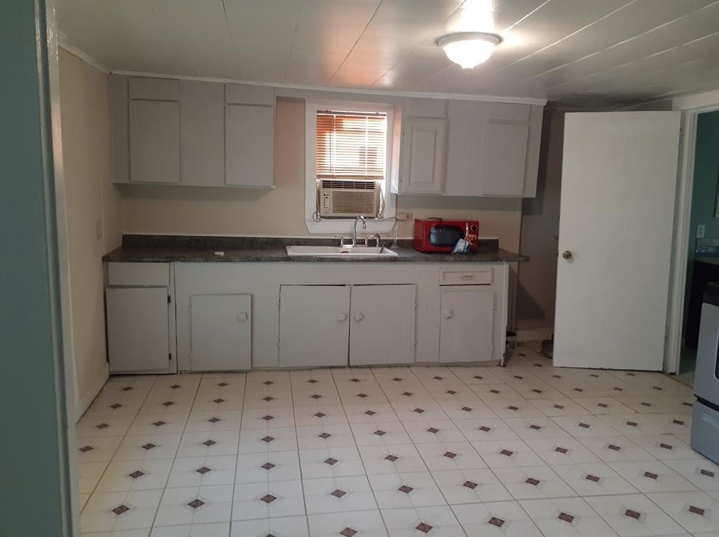 201 Harlem Ave, Longview TX  75601-5324 exterior