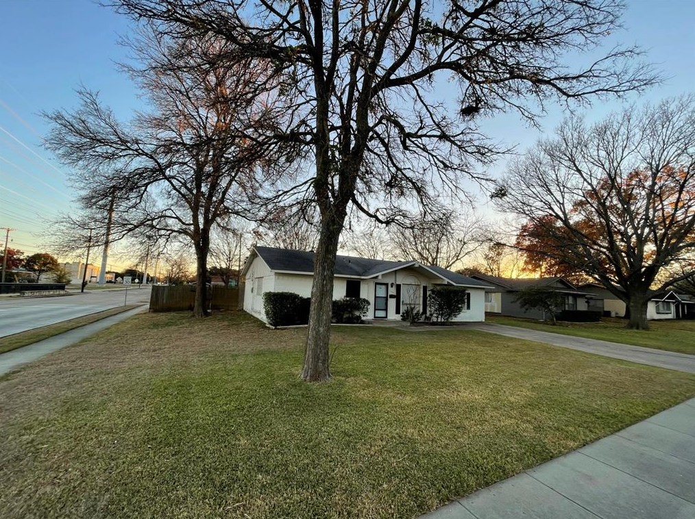 1134 Wake Dr, Richardson, TX 75081