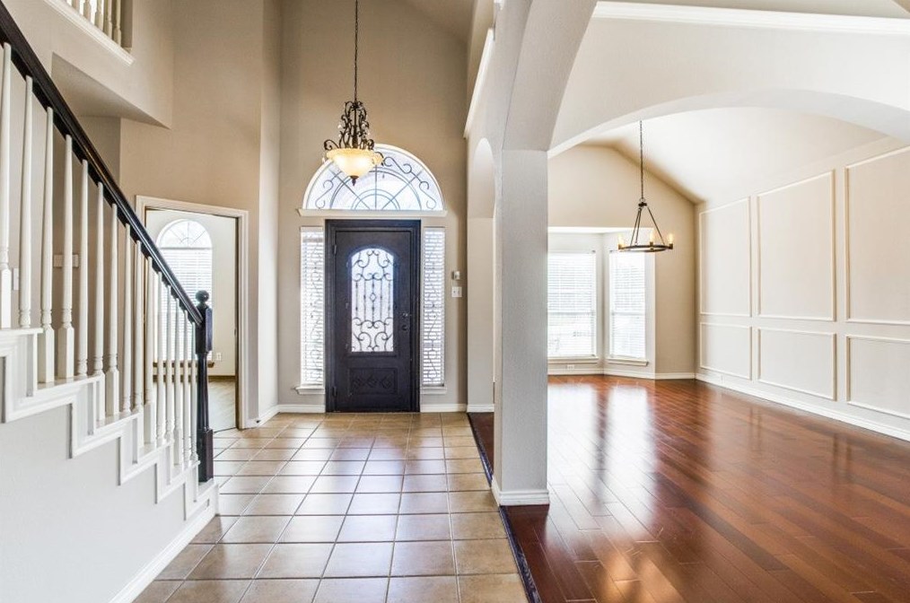 615 Dorchester Ln, Midlothian, TX 76063