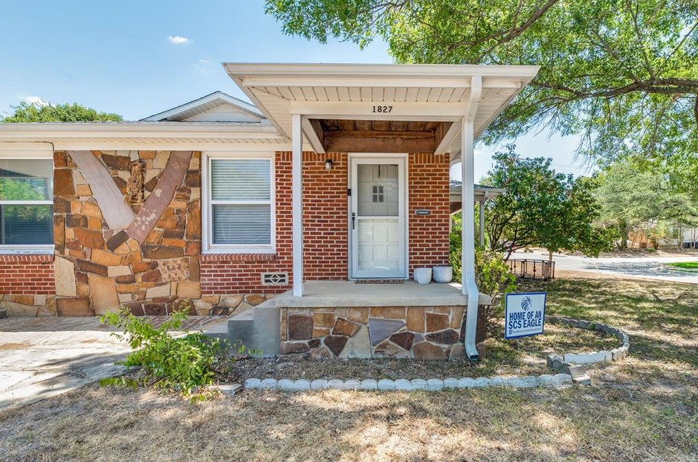 1827 Frederick St, Fort Worth, TX 76107