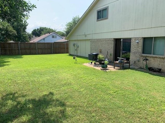 961 Madison Cir, Lewisville, TX 75067