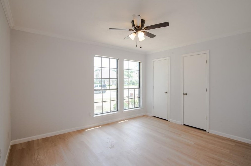 6019 White Rose Trl, Dallas TX  75248-4933 exterior