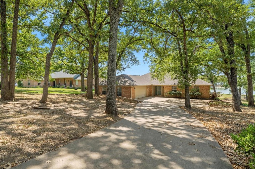 14010 Whatley Dr, Stewards Mill, TX 75859-7144