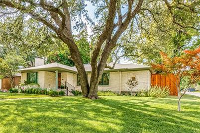 6859 Southridge Drive - Photo 1