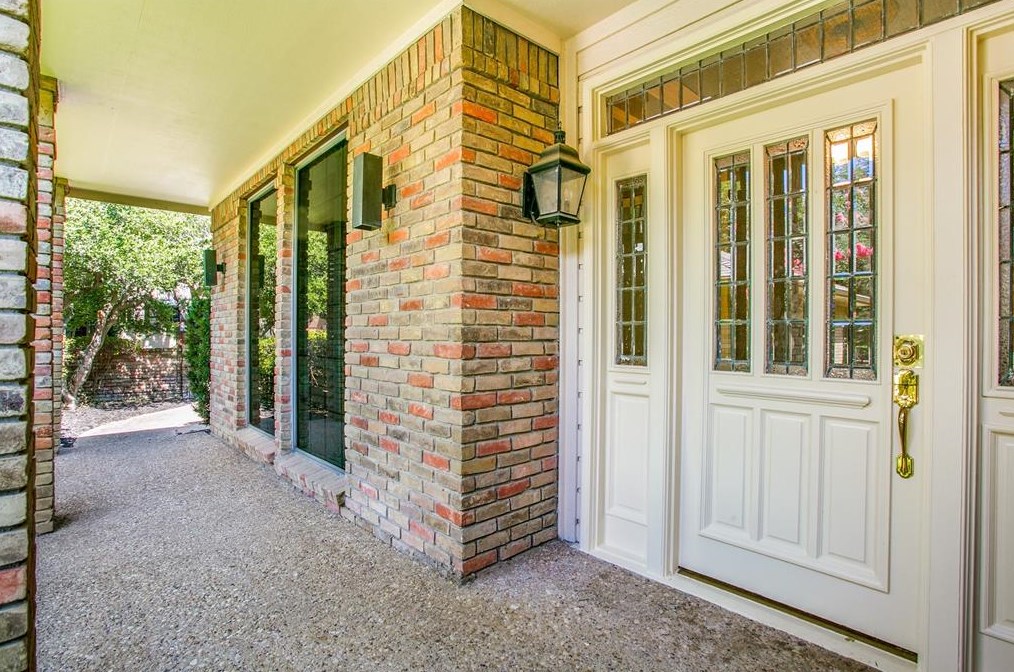 5028 Village Cir, Dallas, TX 75248