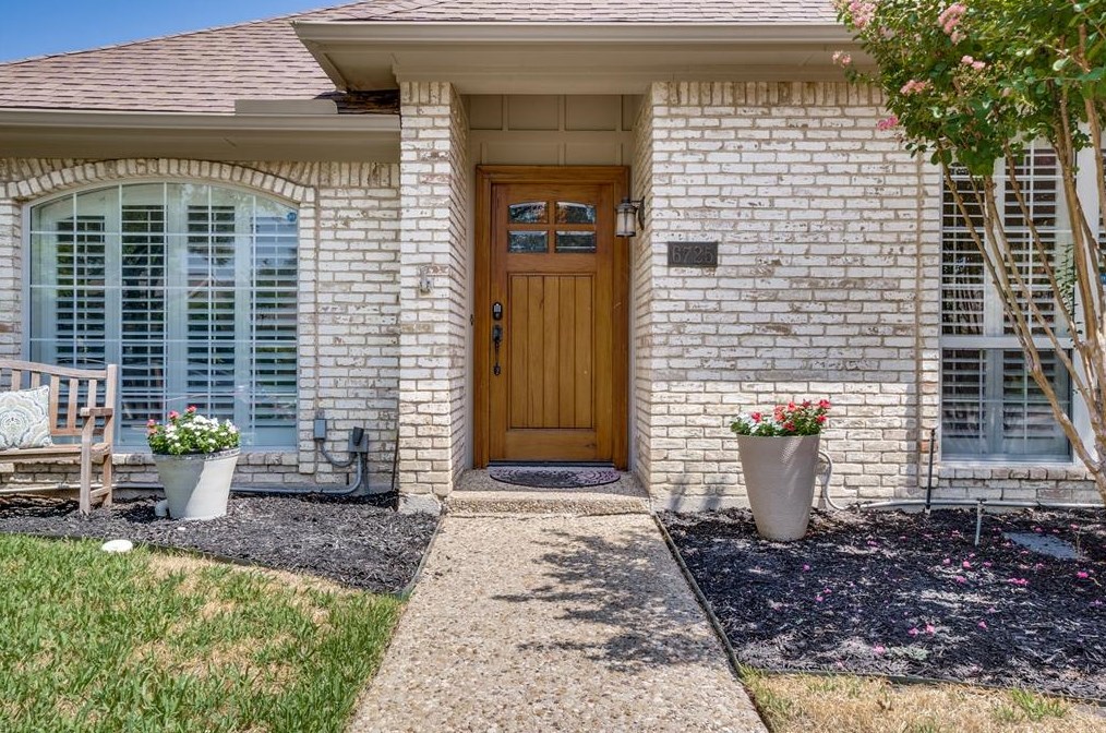 6725 Kingshollow Dr, Dallas, TX 75248-2922