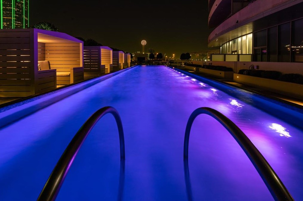 2200 Victory Ave, Dallas TX  75219-7675 exterior