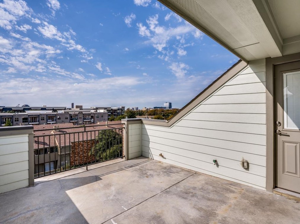 4316 Hartford St, Dallas TX  75219-2626 exterior