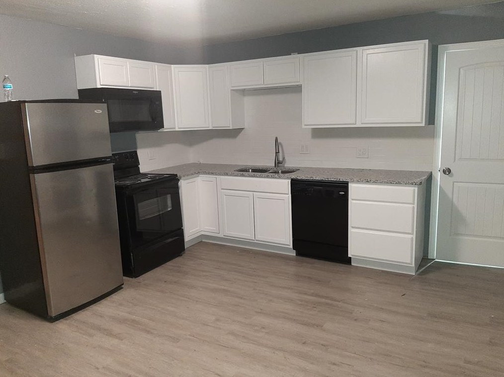 5409 Old Handley Rd, Fort Worth, TX 76112