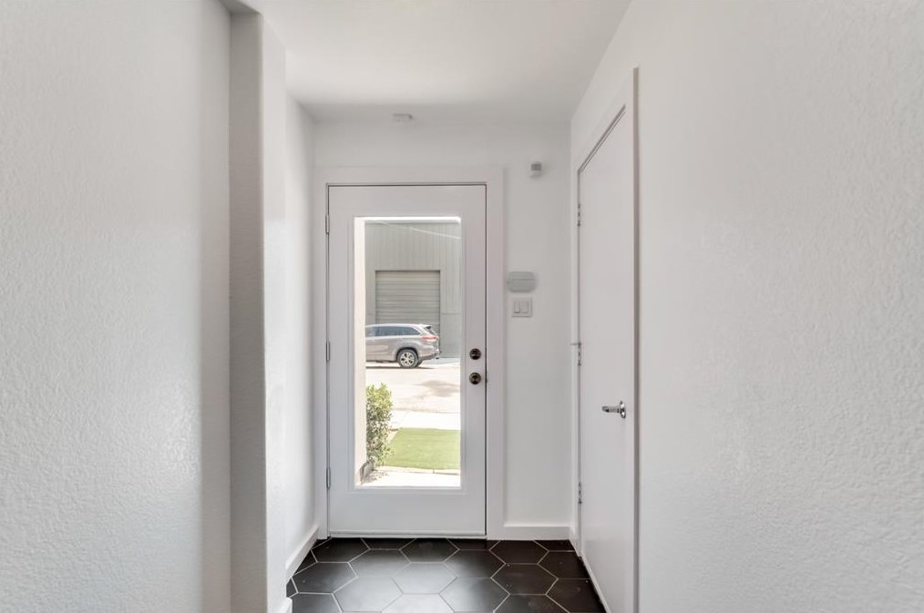 5713 La Vista Dr, Dallas, TX 75206-7213