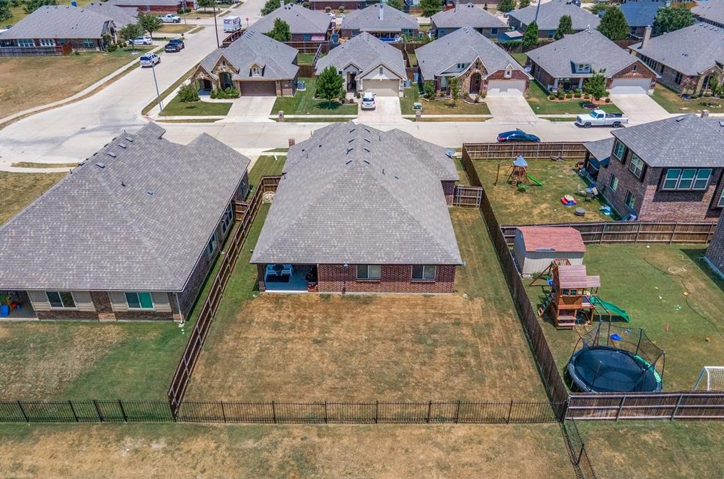 441 Shirley Dr, Alvarado, TX 76009-2684